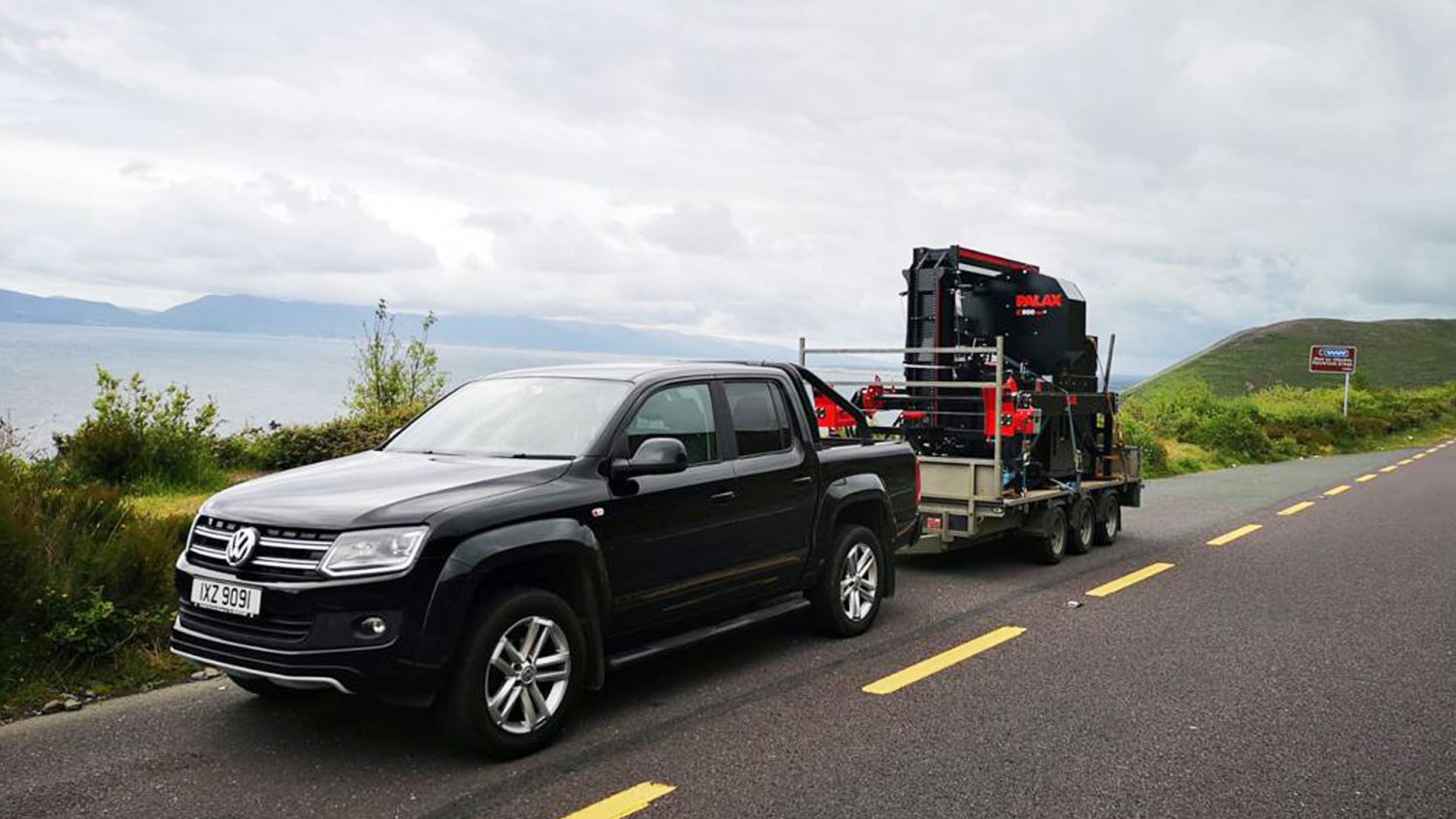 Behind The Scenes 4 web jpg